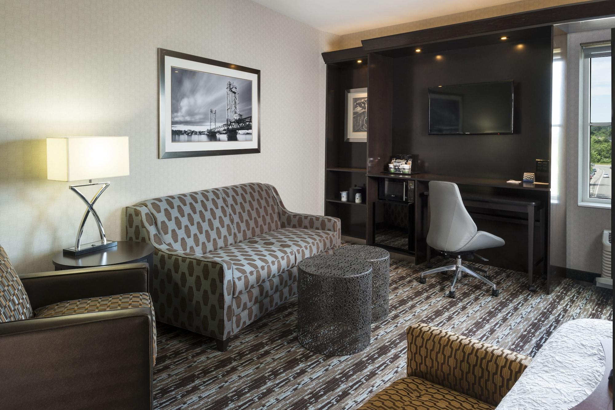 Hampton Inn & Suites Portsmouth Downtown Buitenkant foto