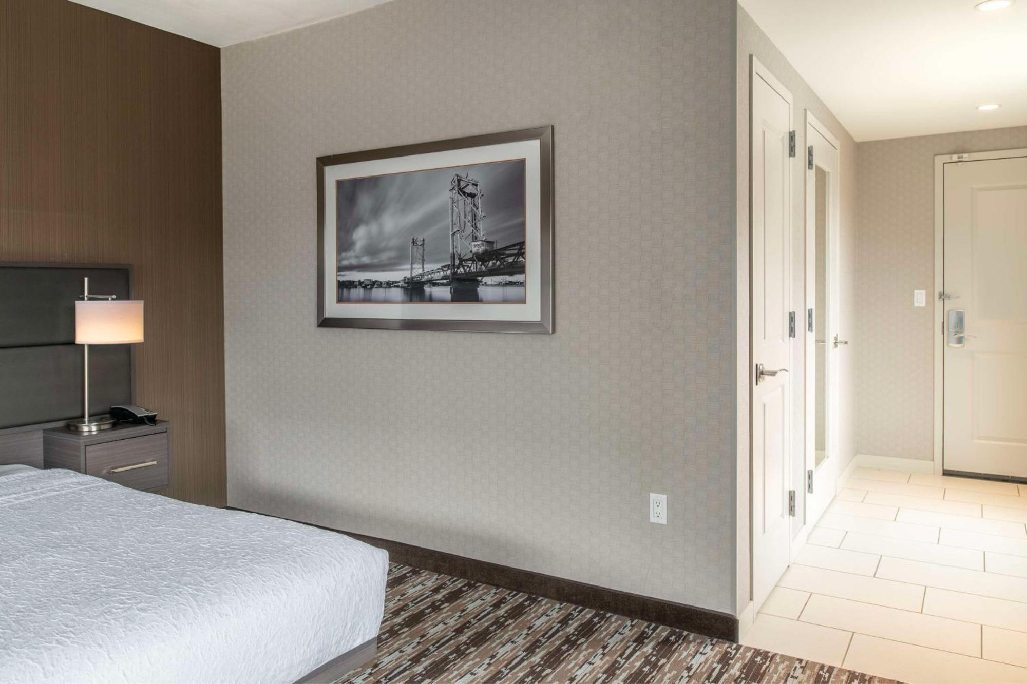 Hampton Inn & Suites Portsmouth Downtown Buitenkant foto