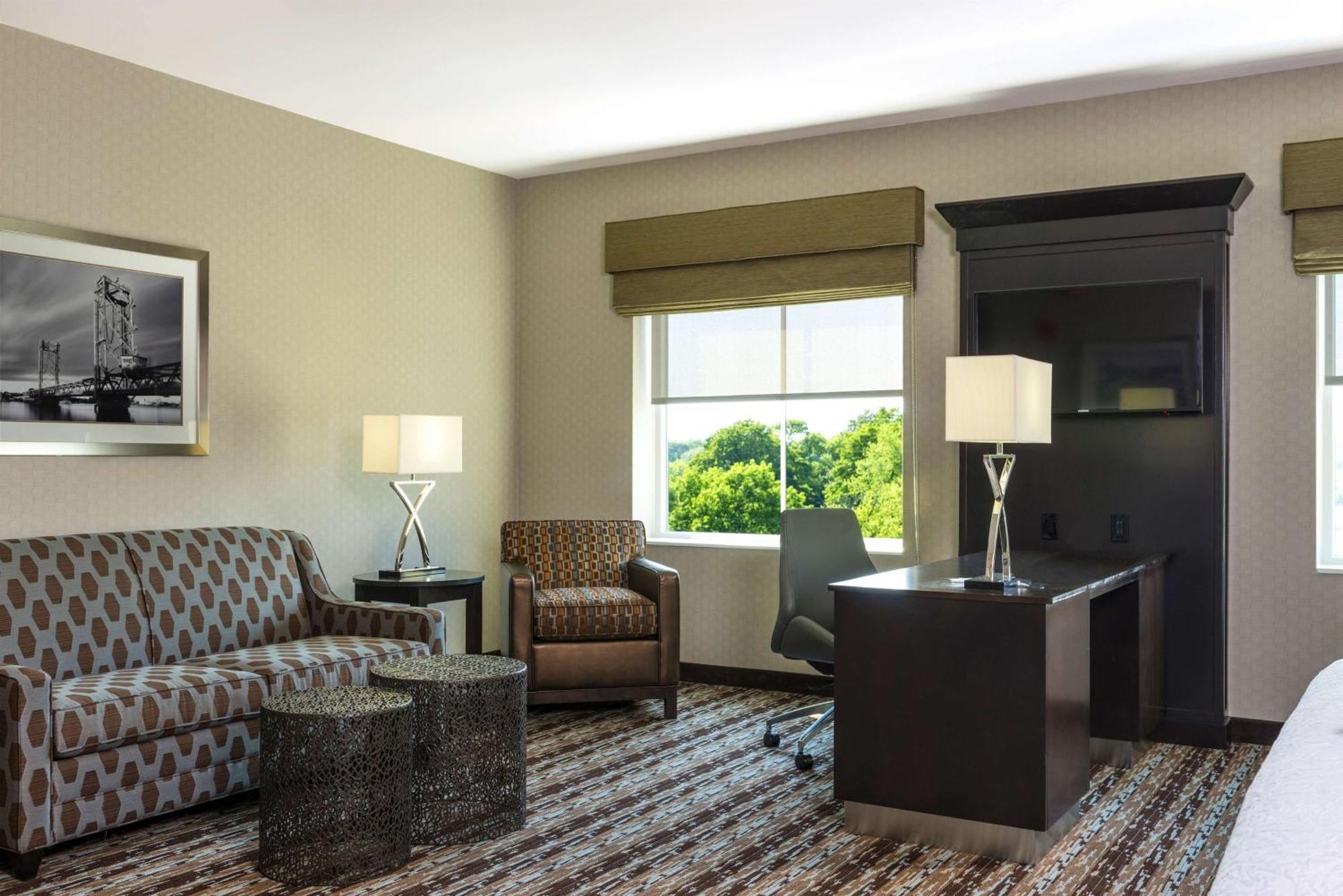 Hampton Inn & Suites Portsmouth Downtown Buitenkant foto