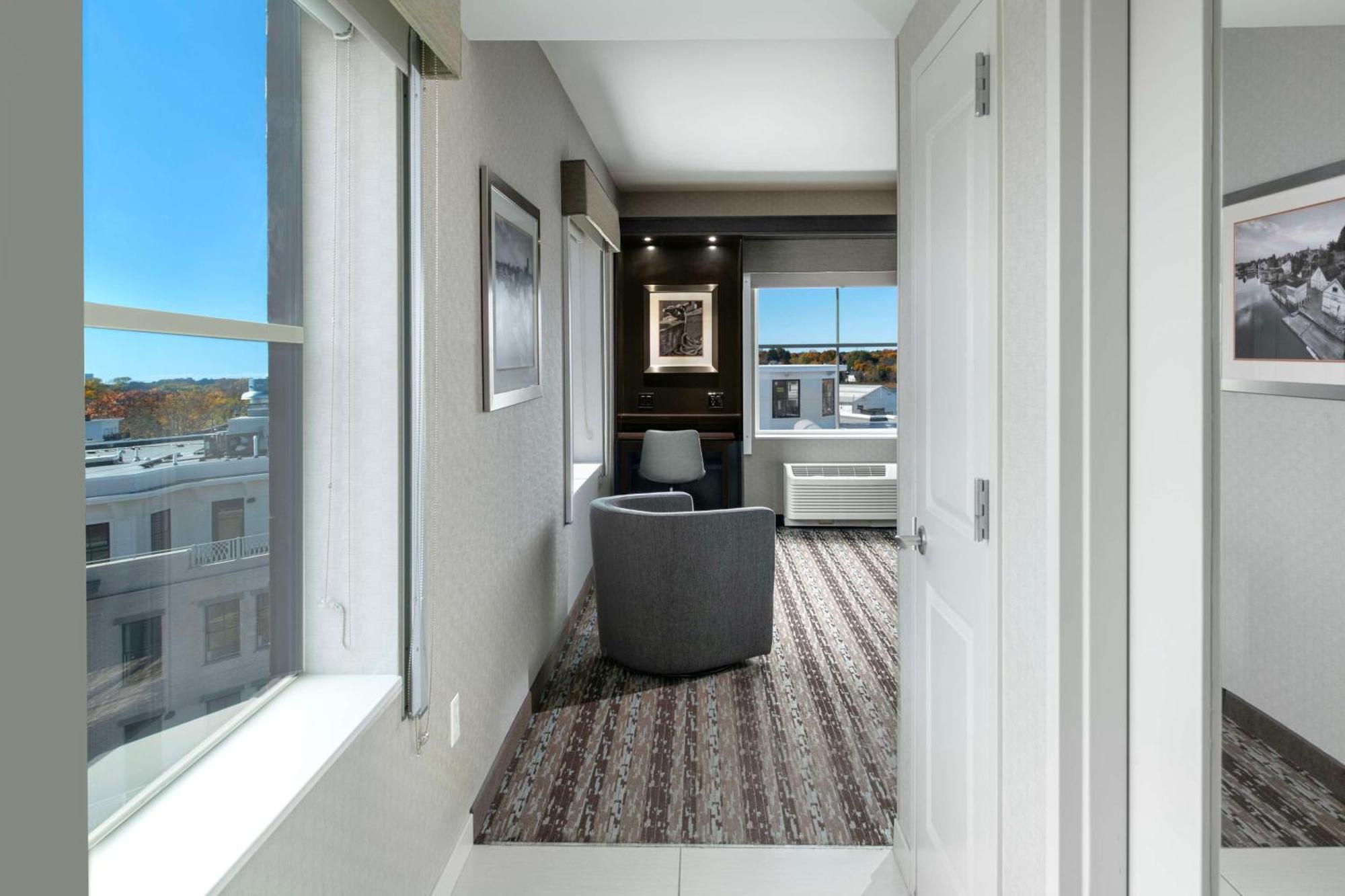 Hampton Inn & Suites Portsmouth Downtown Buitenkant foto