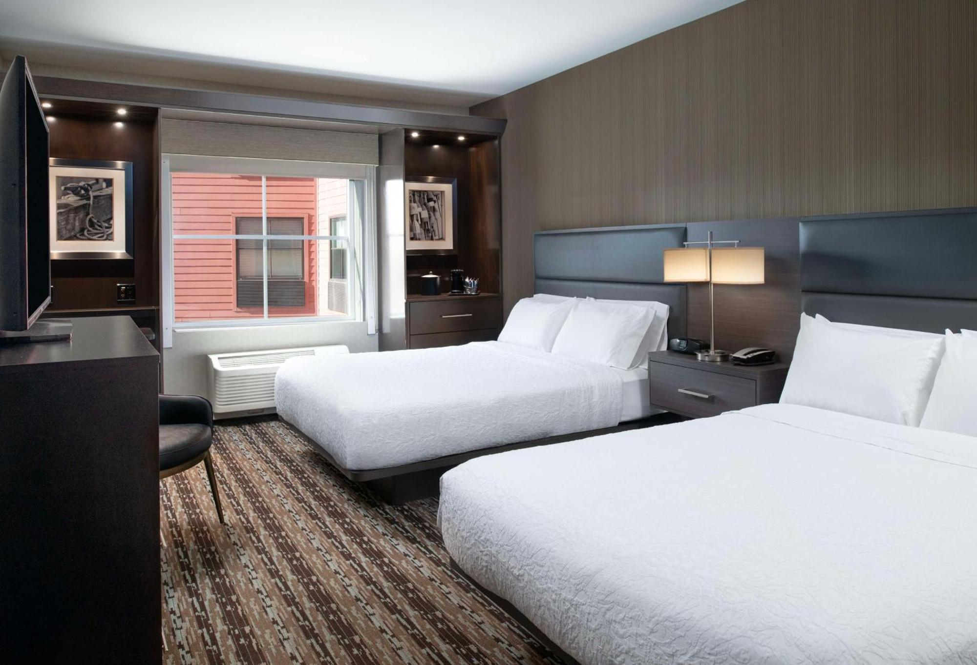 Hampton Inn & Suites Portsmouth Downtown Buitenkant foto