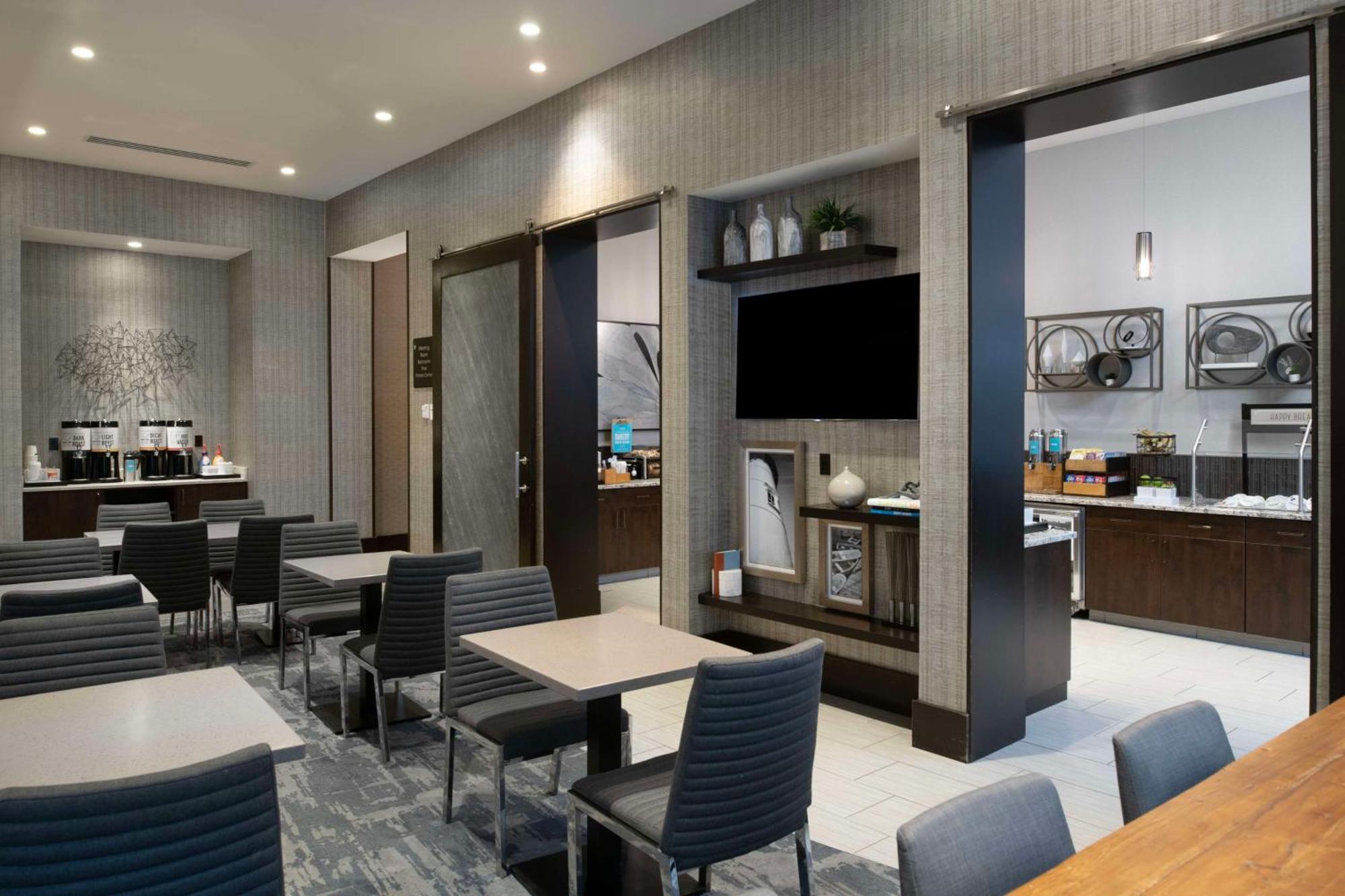 Hampton Inn & Suites Portsmouth Downtown Buitenkant foto