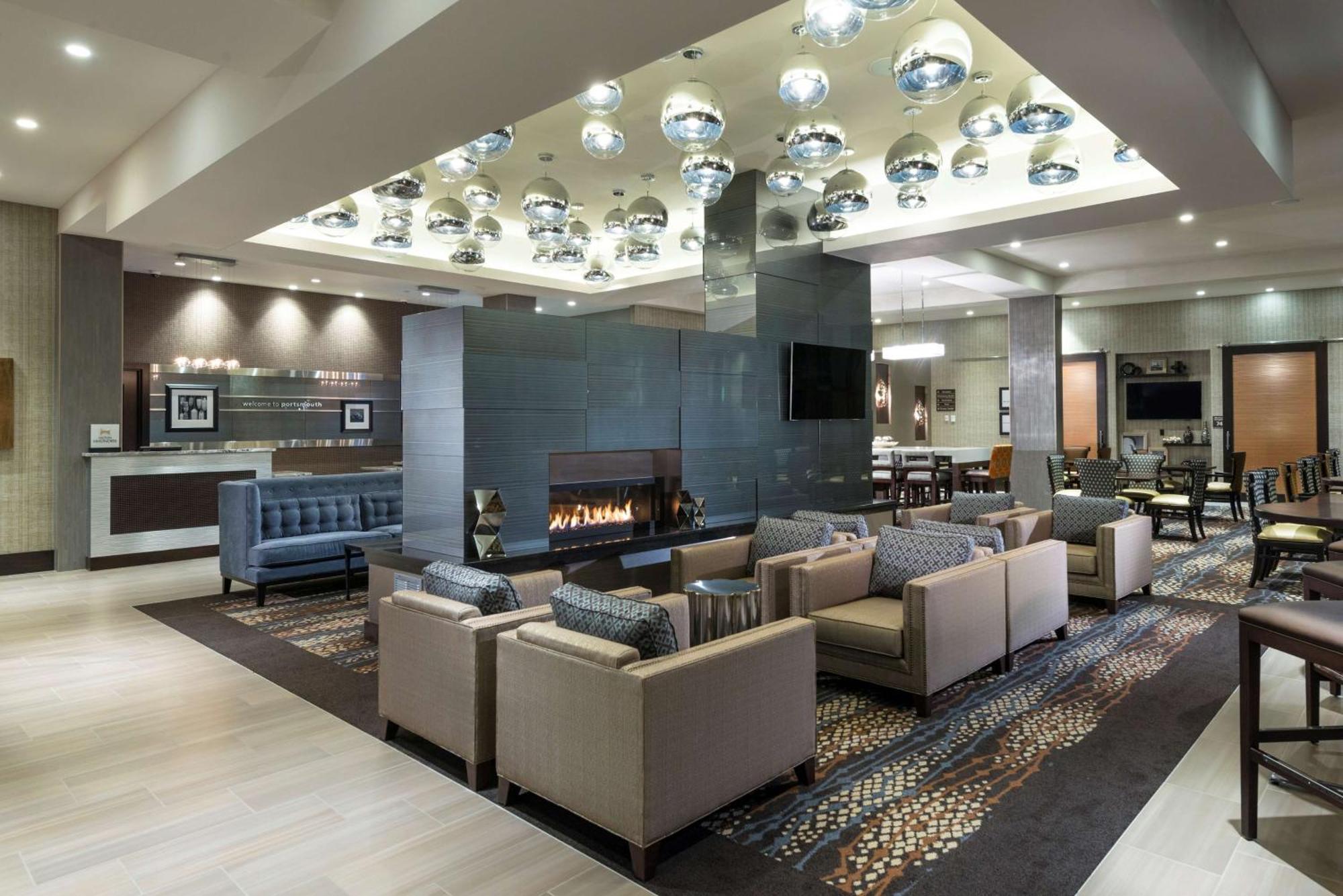 Hampton Inn & Suites Portsmouth Downtown Buitenkant foto